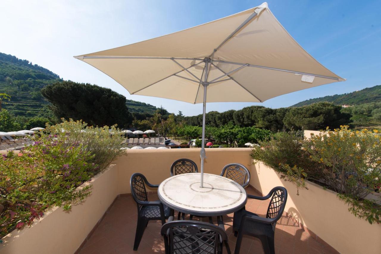 Il Villaggio Di Giuele Finale Ligure Exterior photo