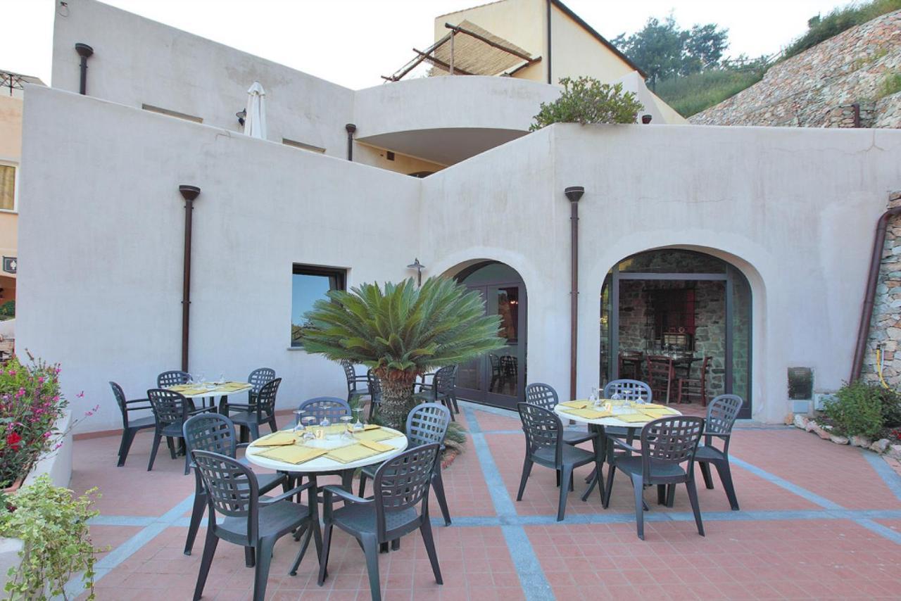 Il Villaggio Di Giuele Finale Ligure Exterior photo