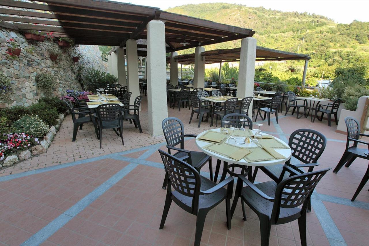 Il Villaggio Di Giuele Finale Ligure Exterior photo