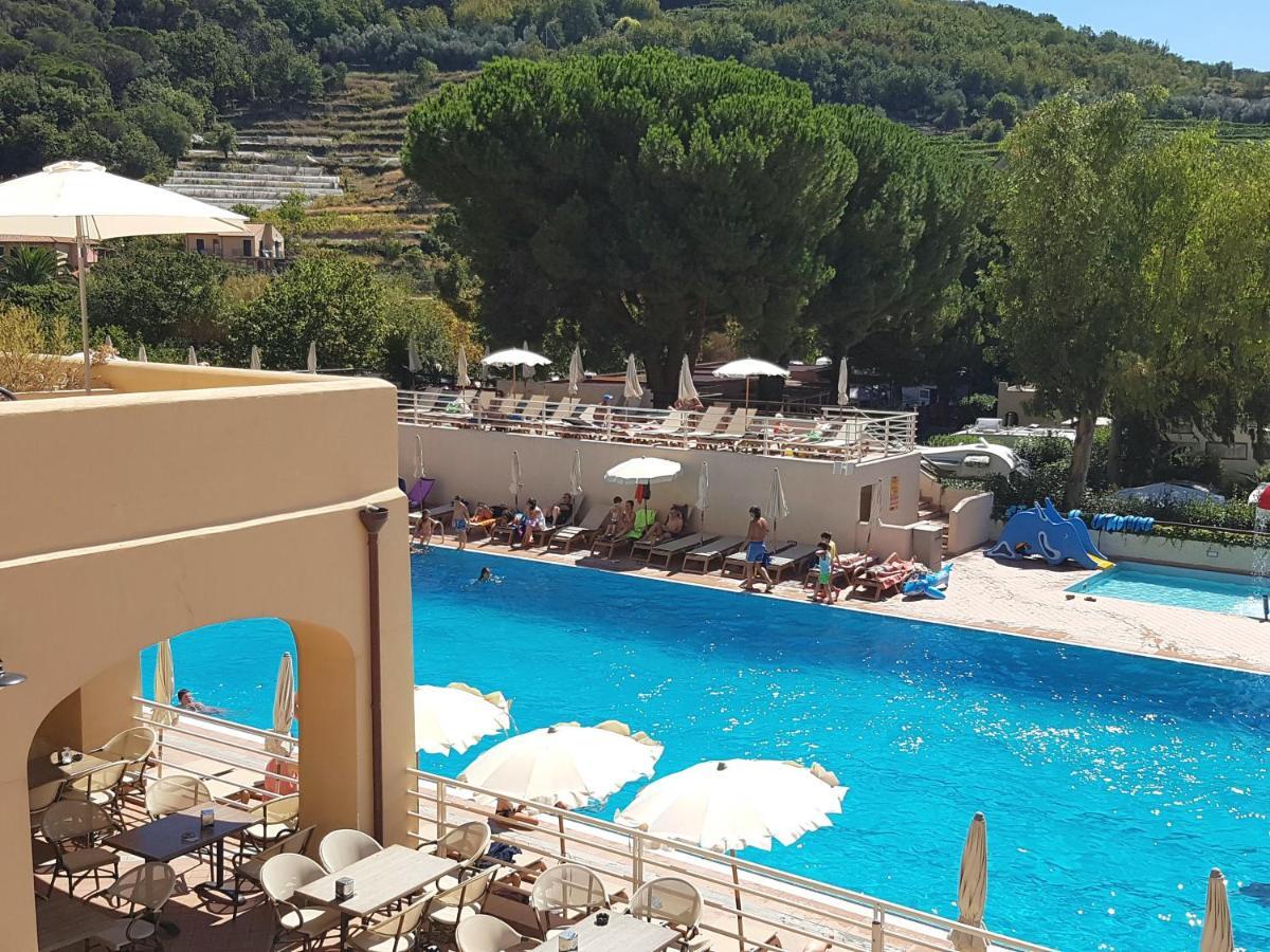 Il Villaggio Di Giuele Finale Ligure Exterior photo