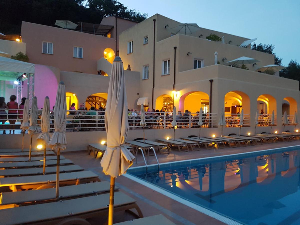Il Villaggio Di Giuele Finale Ligure Exterior photo